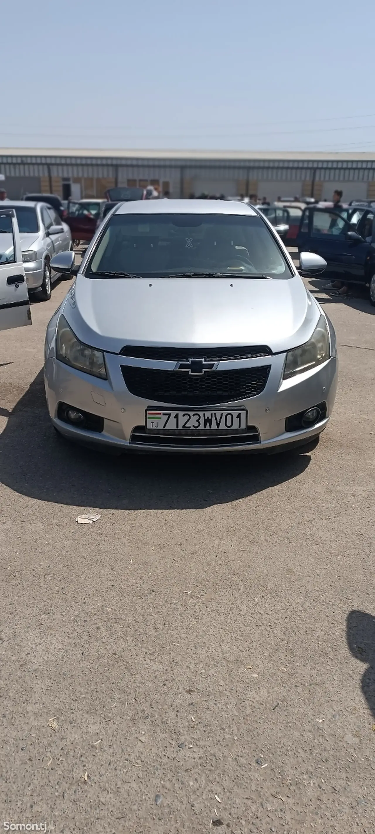 Chevrolet Cruze 2011 · 1.8 AT