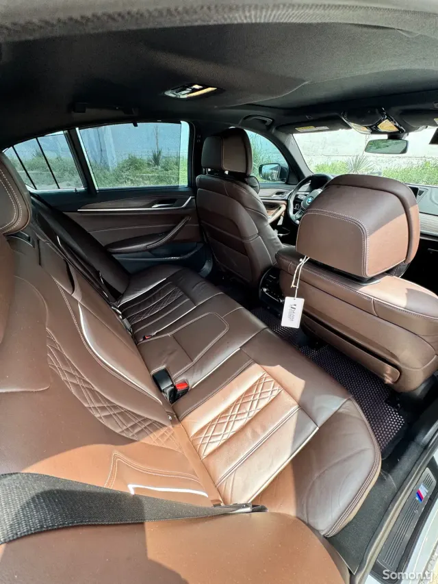 BMW 5 series 2017 · 2.0 AT