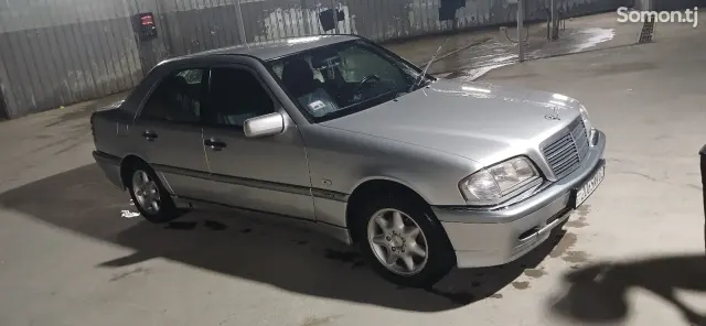 Mercedes-Benz C class 1999 · 1.8 MT