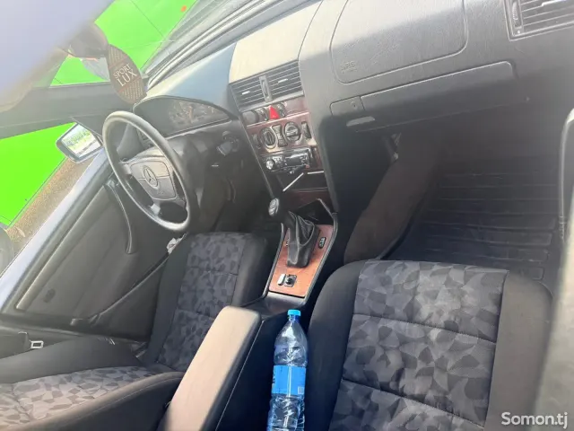 Mercedes-Benz C class 1998 · 2.0 MT