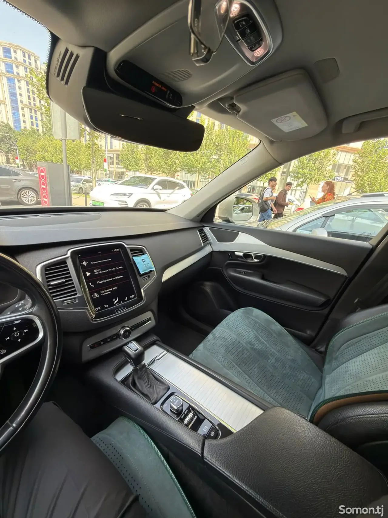 Volvo XC90 2019 · 2.0 AT
