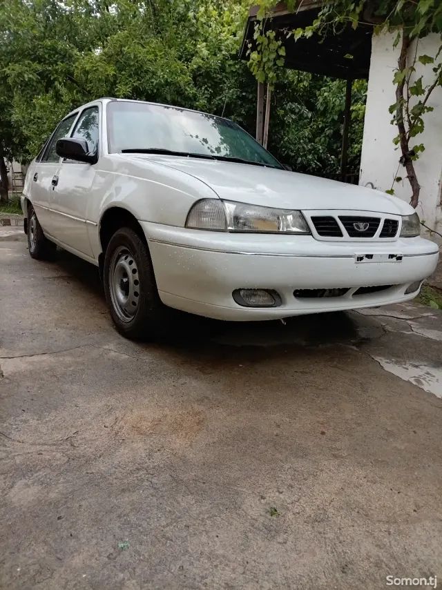 Daewoo Nexia 1996 · 1.6 MT