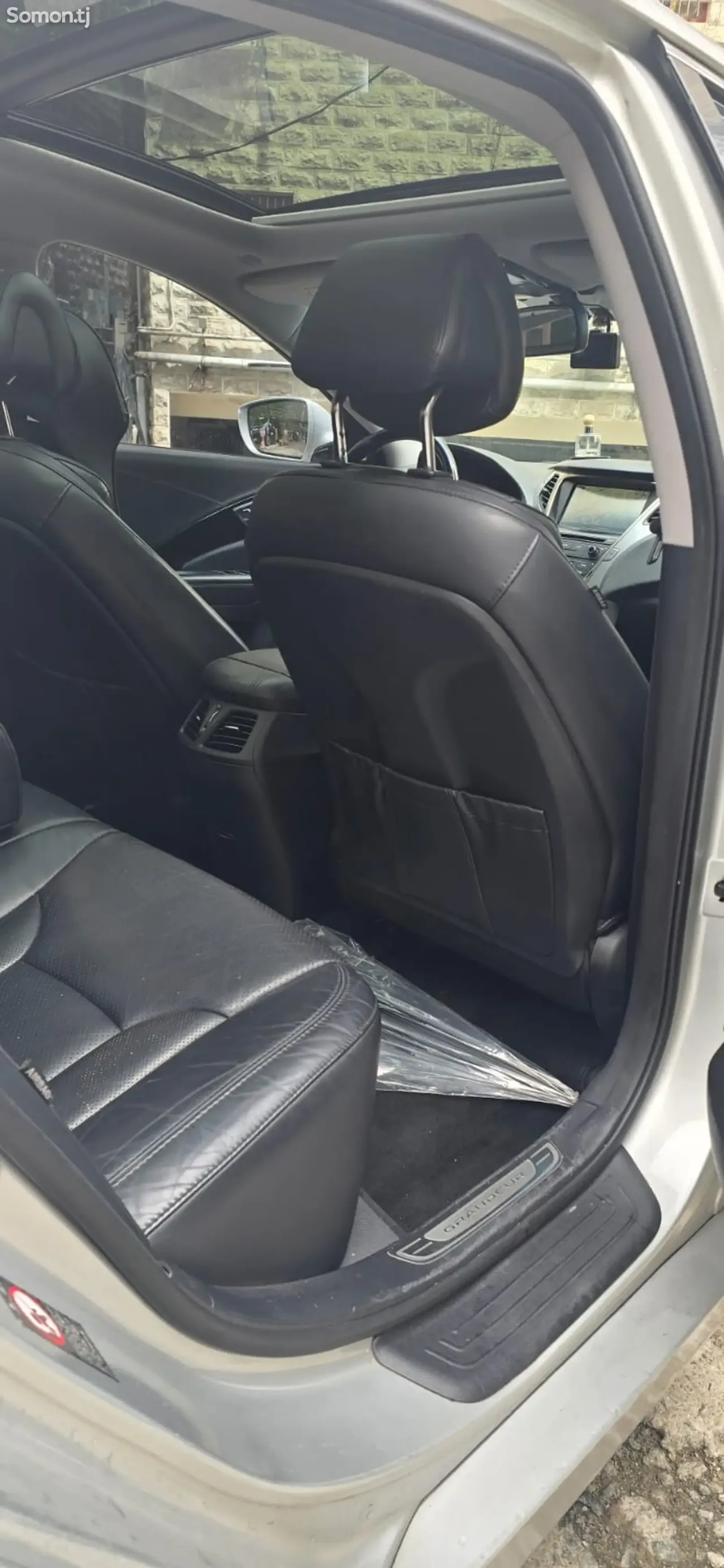 Hyundai Grandeur 2014 · 2.5 AT