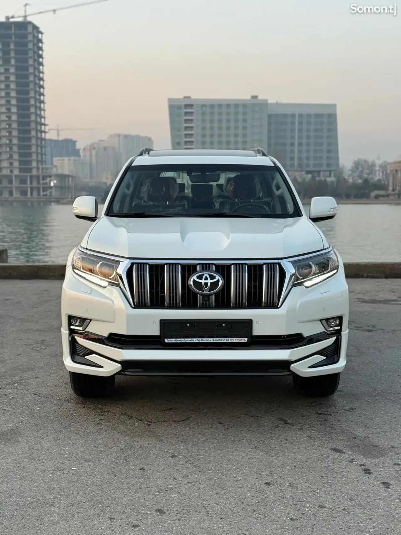 Toyota Land Cruiser Prado 2023 · 4.0 AT