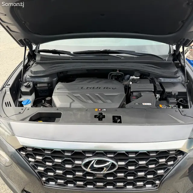 Hyundai Santa Fe 2018 · 2.2 AT