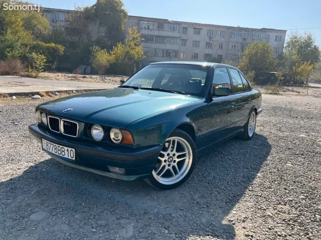 BMW 5 series 1995 · 2.5 MT