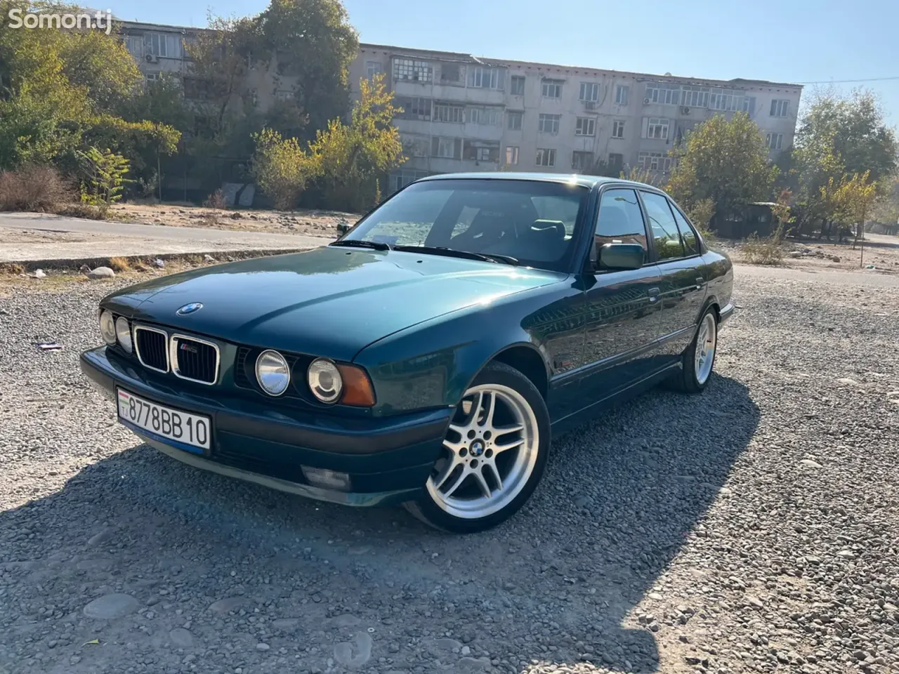 BMW 5 series 1995 · 2.5 MT