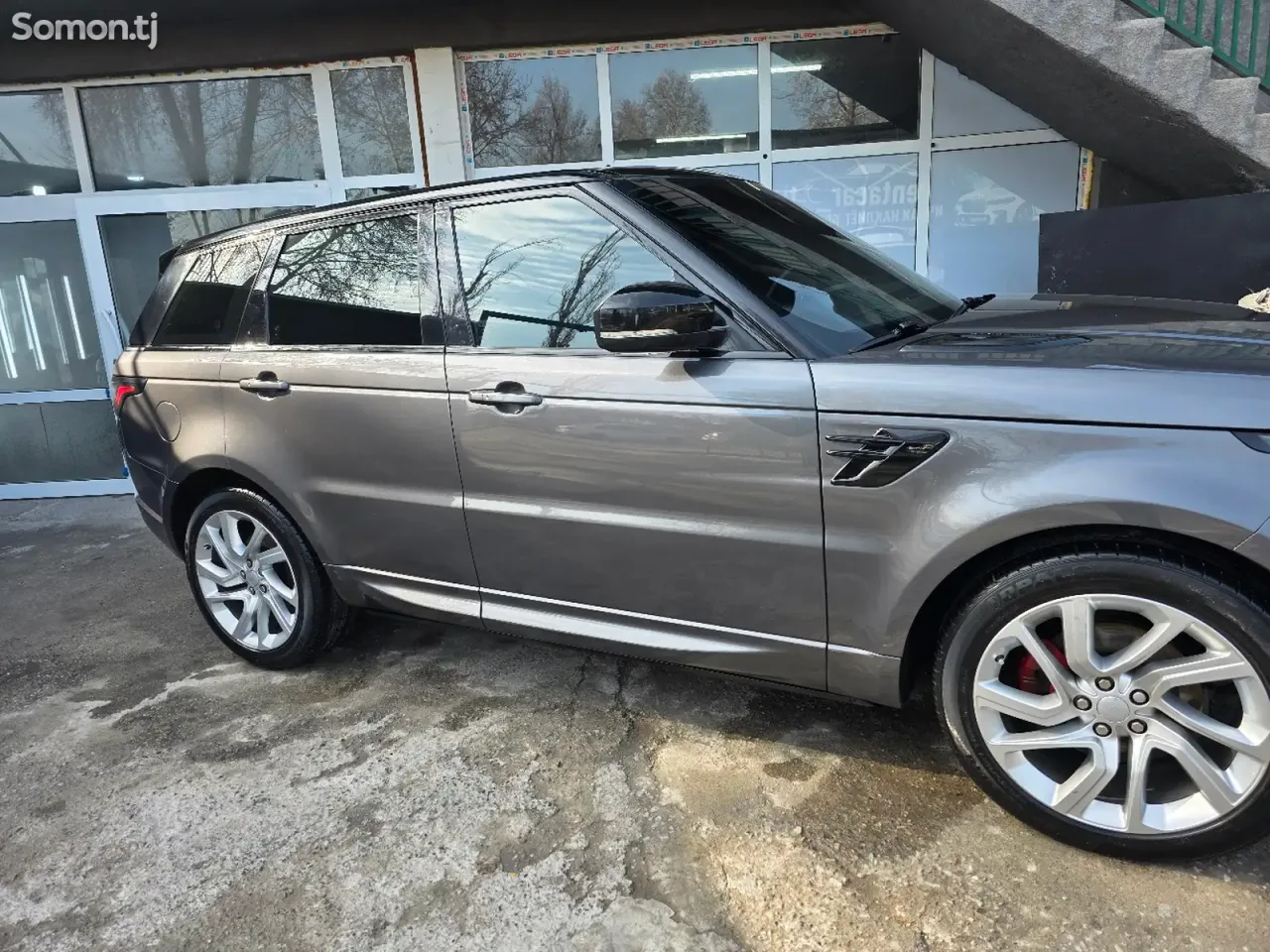 Land Rover Range Rover Sport 2019 · 3.0 AT