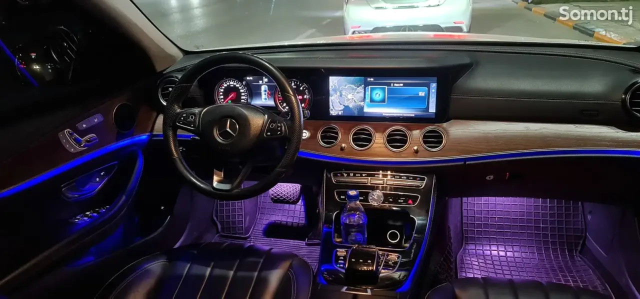 Mercedes-Benz E class 2017 · 2.2 AT