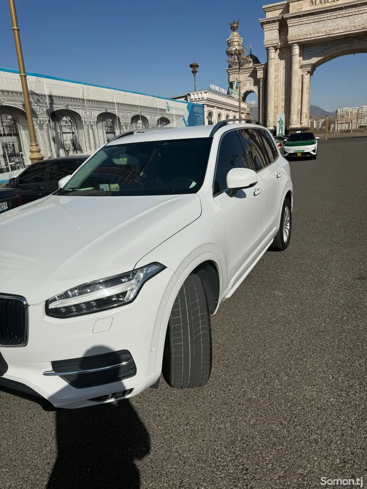 Volvo XC90 2019 · 2.2 AT