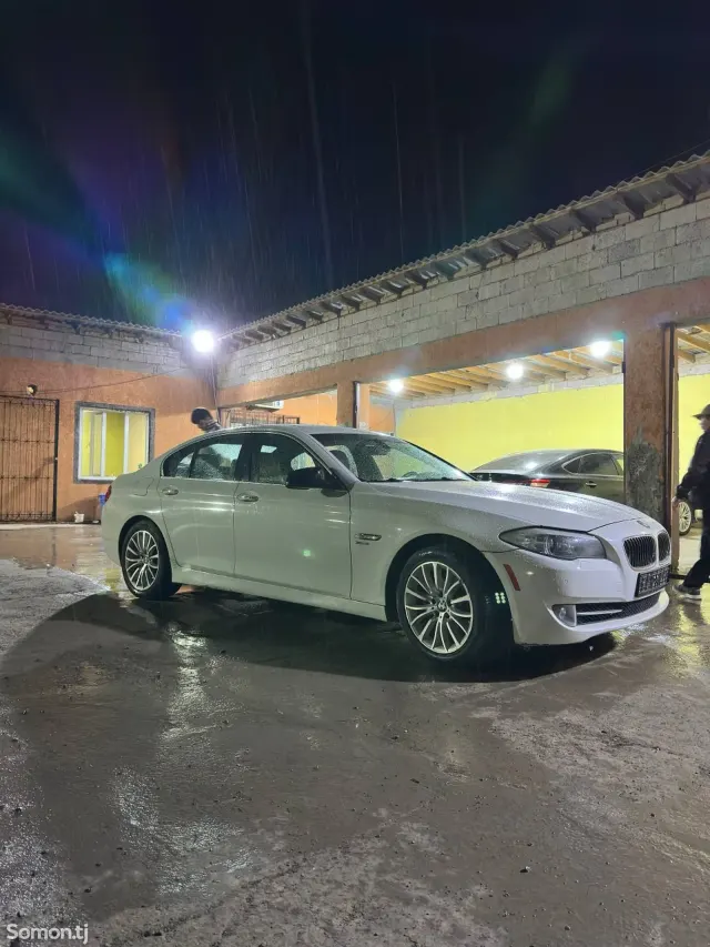 BMW 5 series 2012 · 2.8 AT