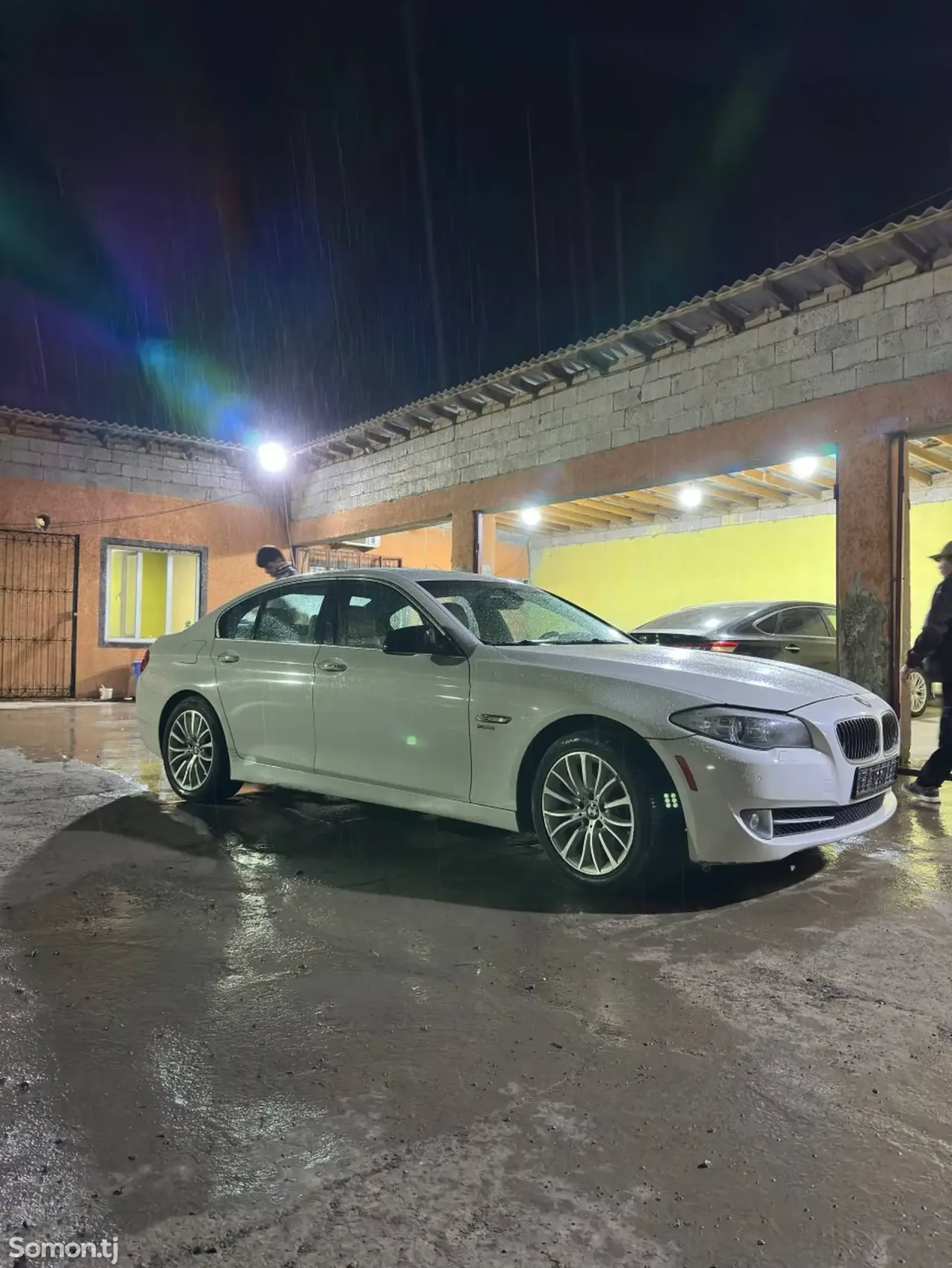 BMW 5 series 2012 · 2.8 AT