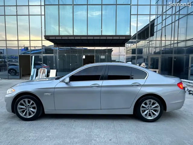 BMW 5 series 2012 · 2.0 AT