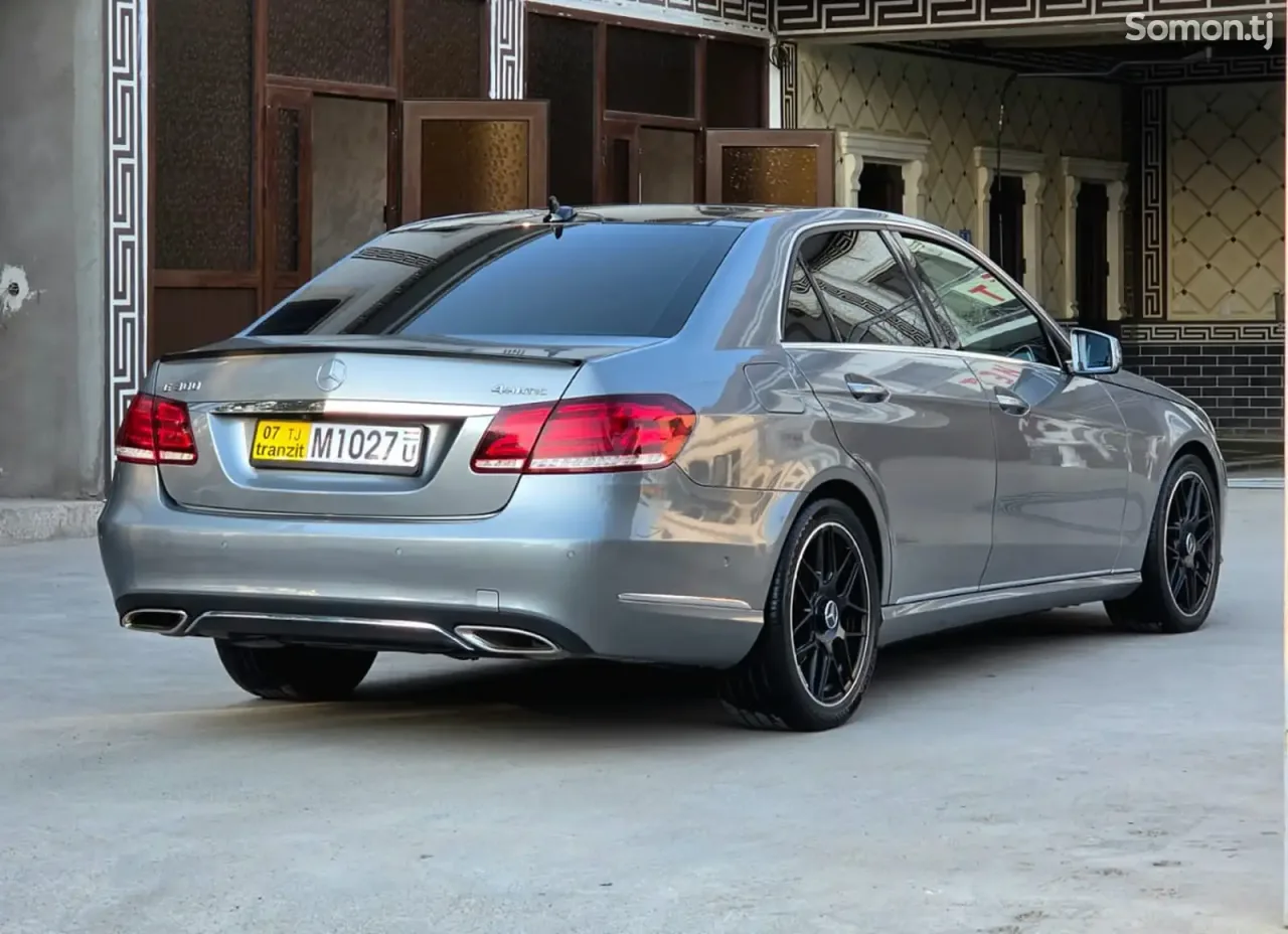 Mercedes-Benz E class 2014 · 3.0 AT