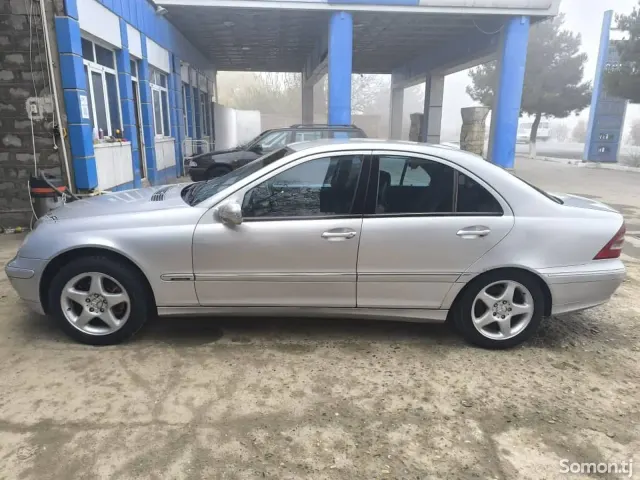 Mercedes-Benz C class 2002 · 2.0 AT