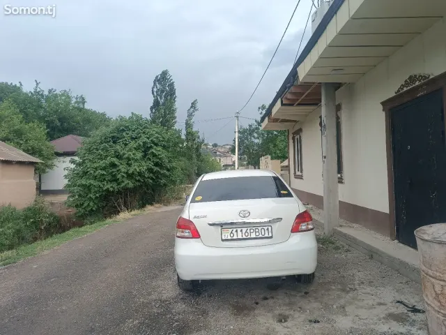 Toyota Belta 2009 · 1.3 AT