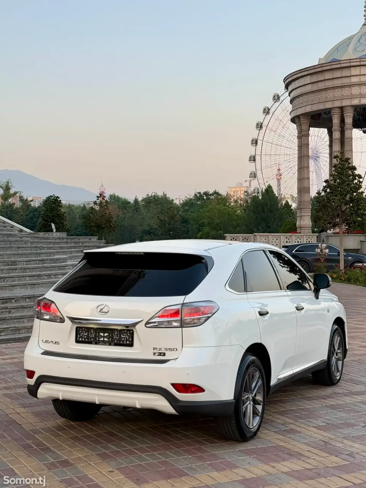 Lexus RX series 2013 · 3.5 AT