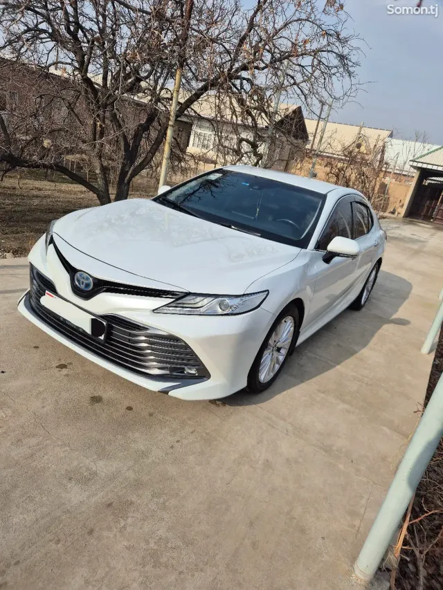 Toyota Camry 2018 · 2.5 AT