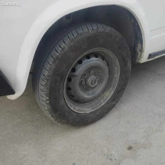 Lada (ВАЗ) 2107 2004 · MT