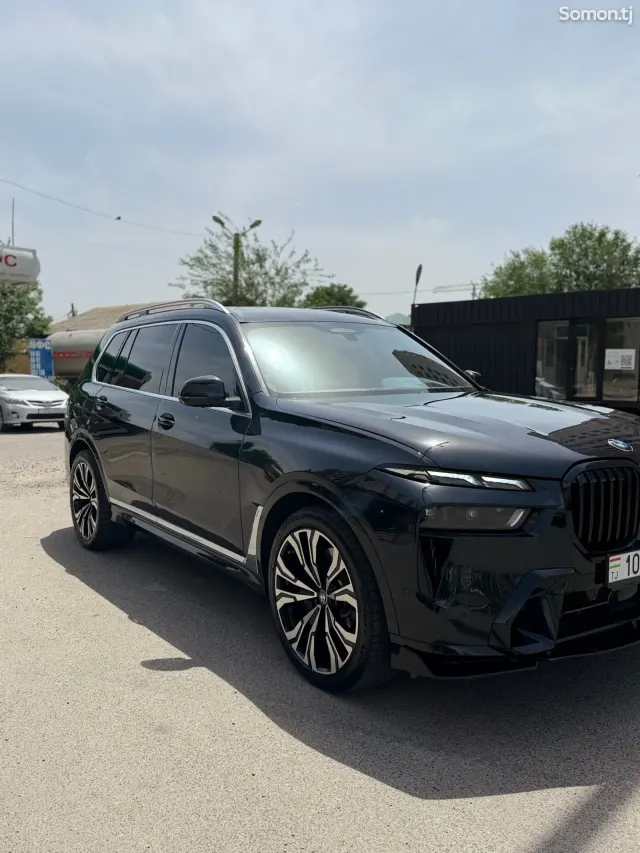 BMW X7 2019 · 4.4 AT
