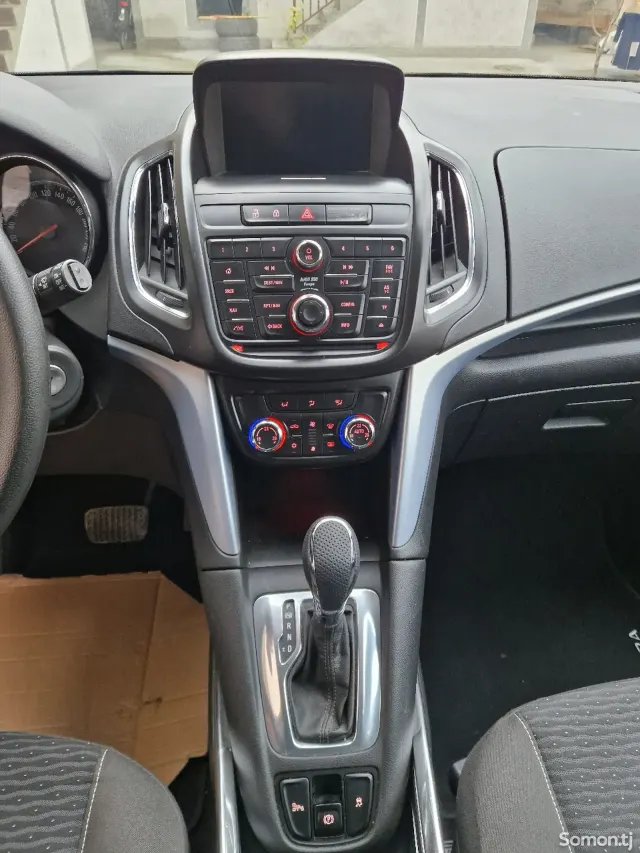 Opel Zafira 2016 · 2.0 AT