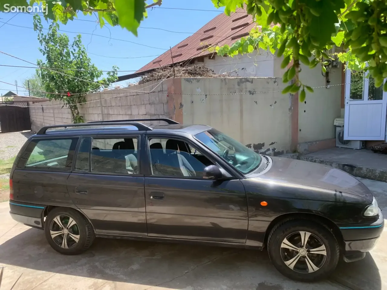 Opel Astra F 1996 · 1.6 MT
