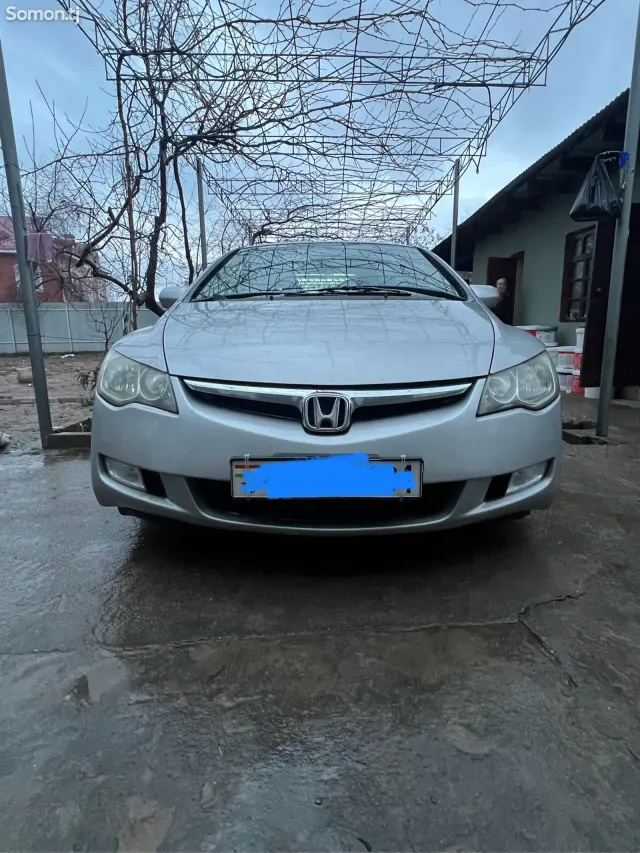 Honda Civic 2008 · 1.8 AT