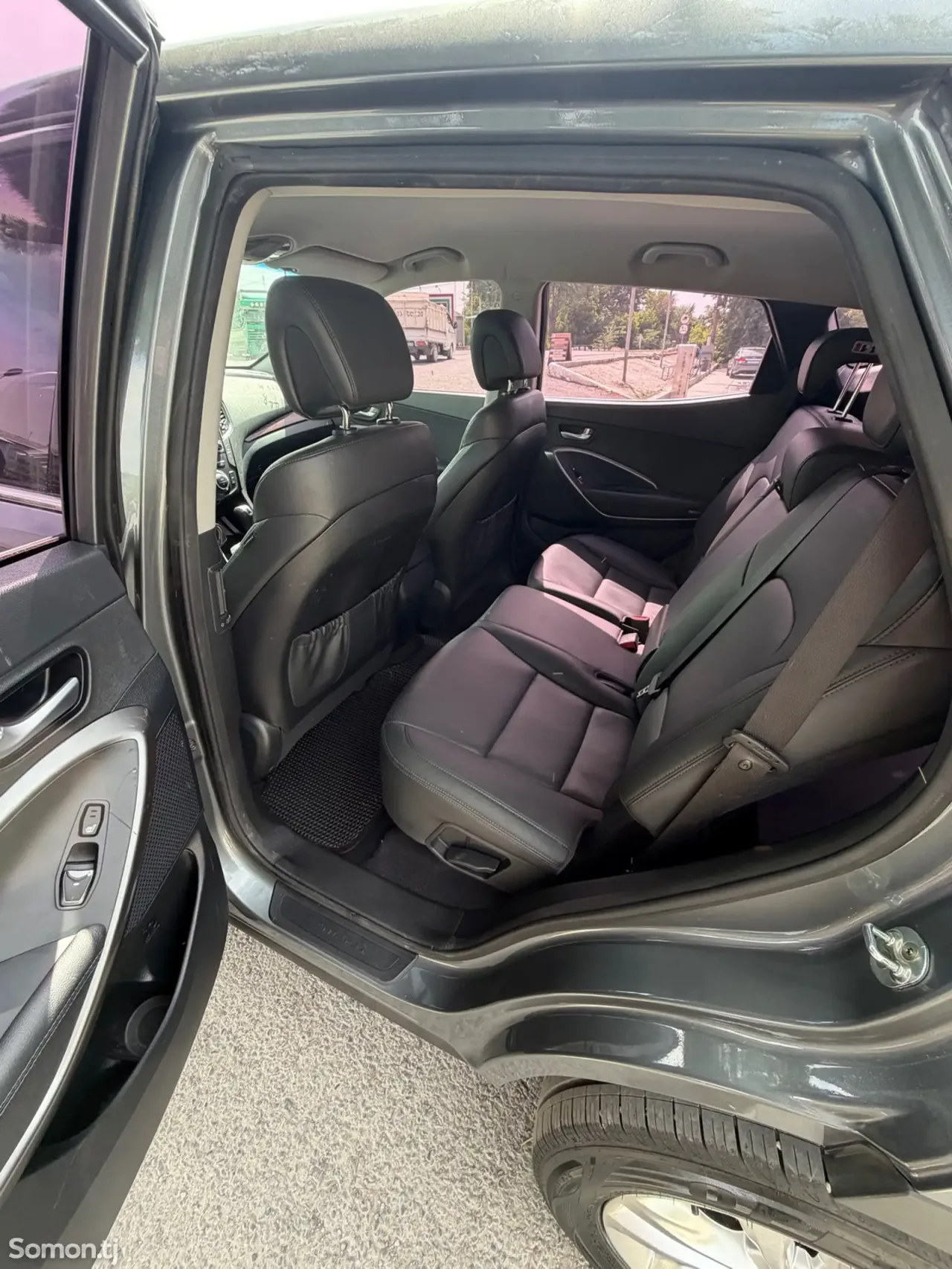 Hyundai Santa Fe 2016 · 2.0 AT