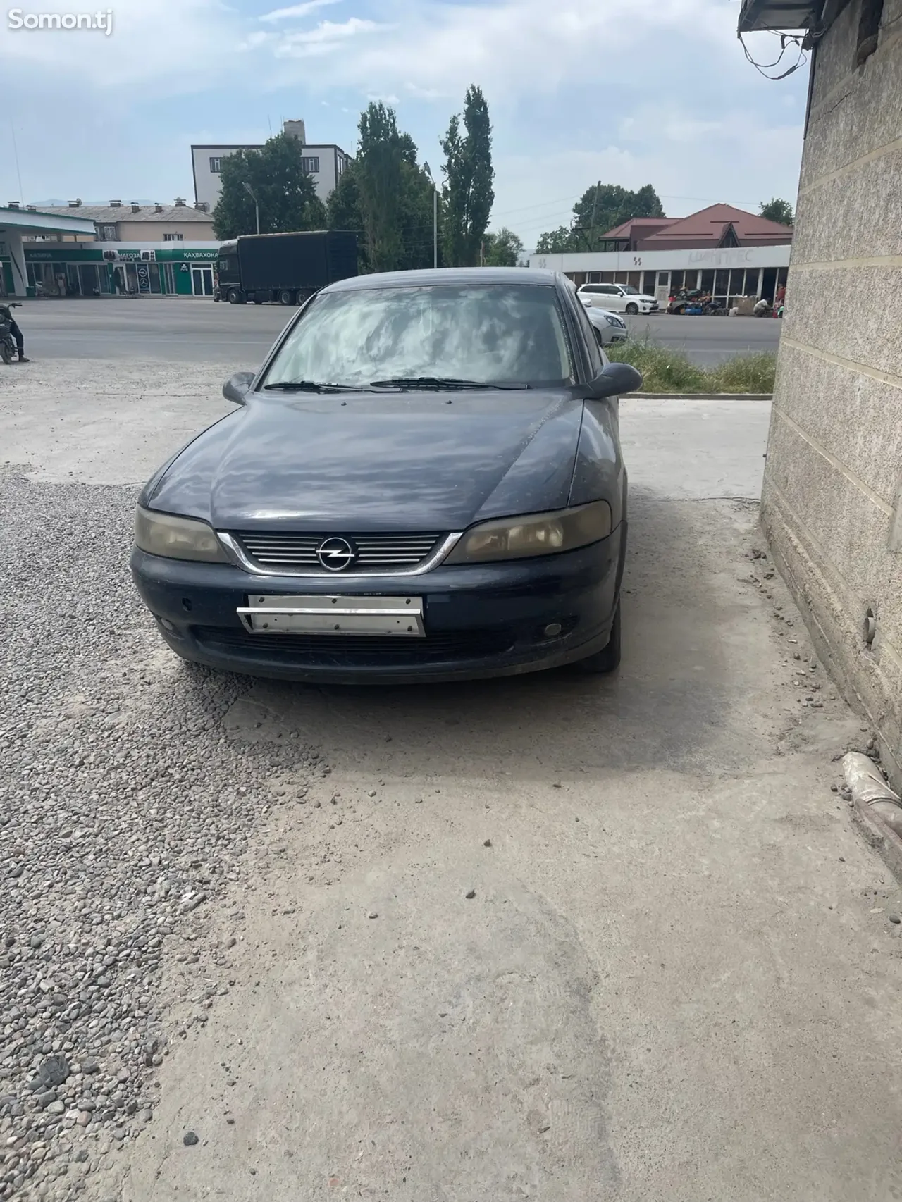 Opel Astra J 2000 · 1.8 MT