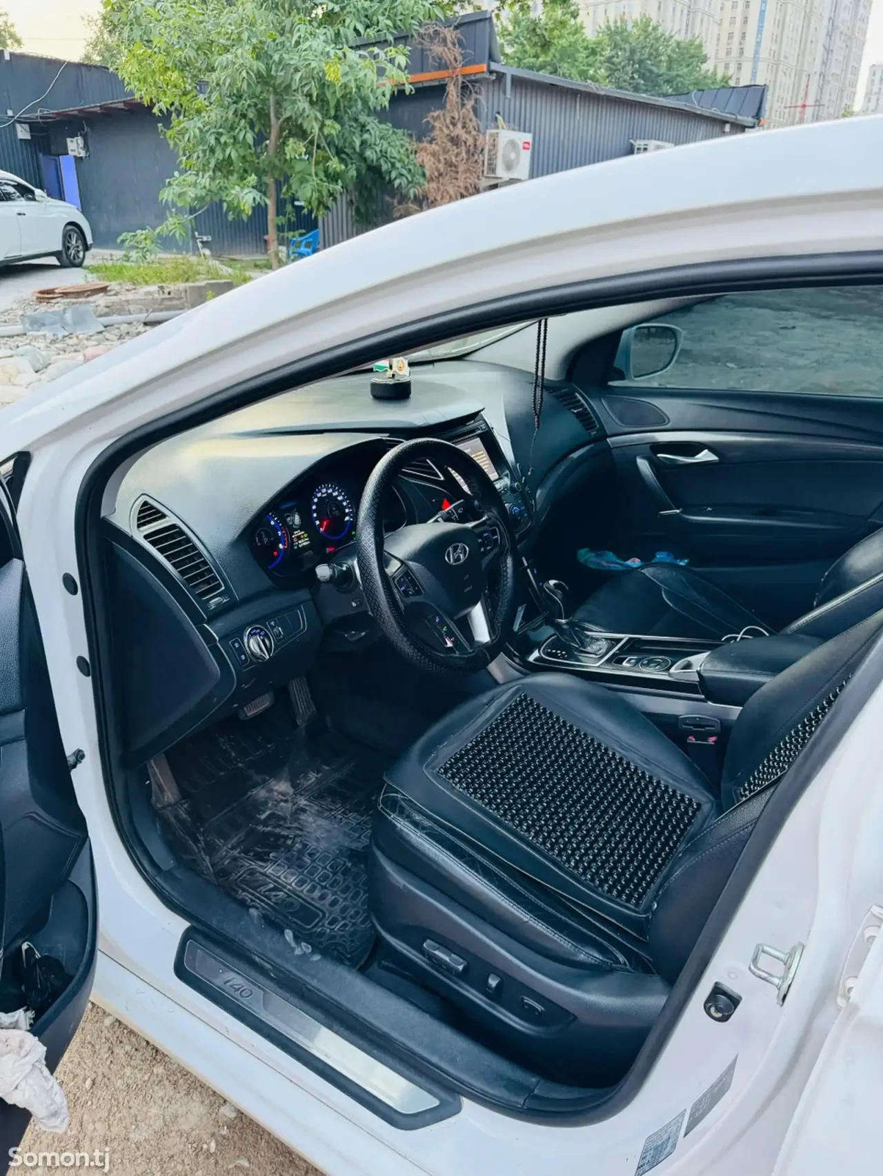 Hyundai i40 2013 · 2.0 AT