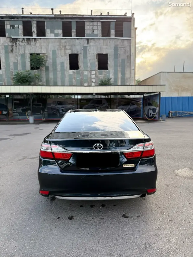 Toyota Camry 2012 · 2.5 CVT