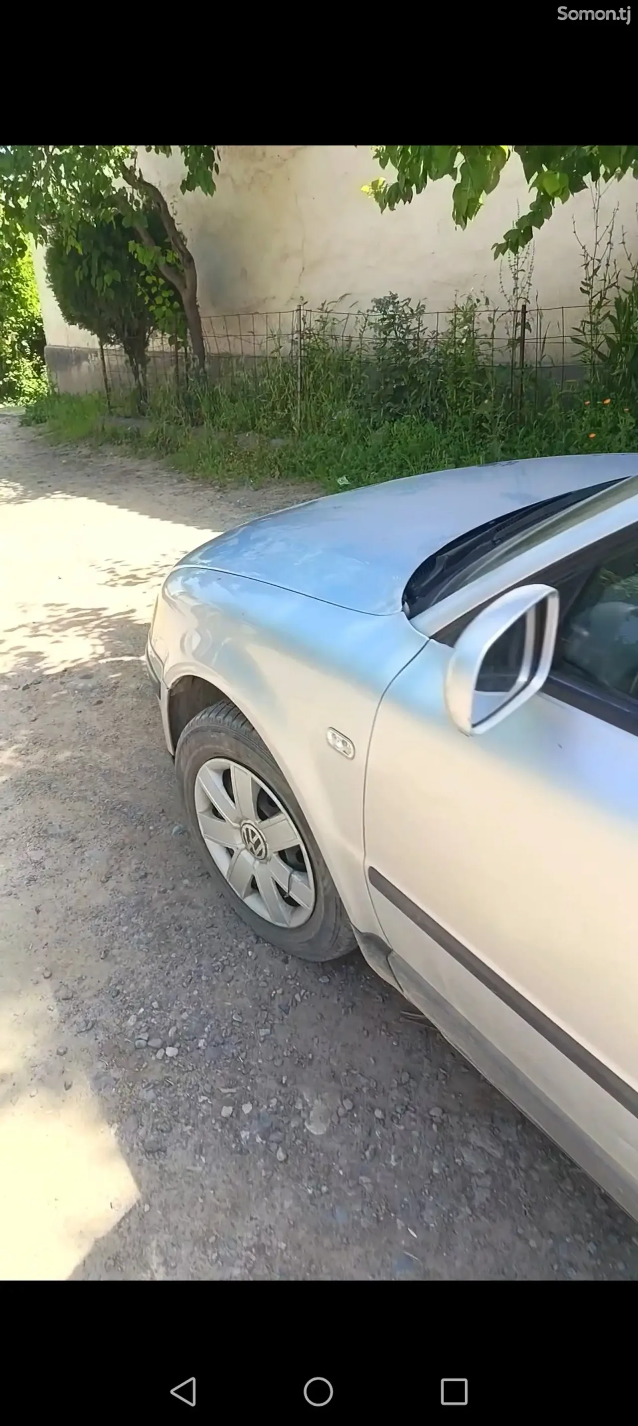 Volkswagen Passat 1997 · 1.6 MT