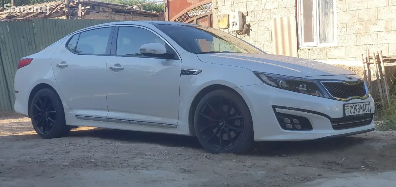 Kia K5 2014 · 2.0 AT