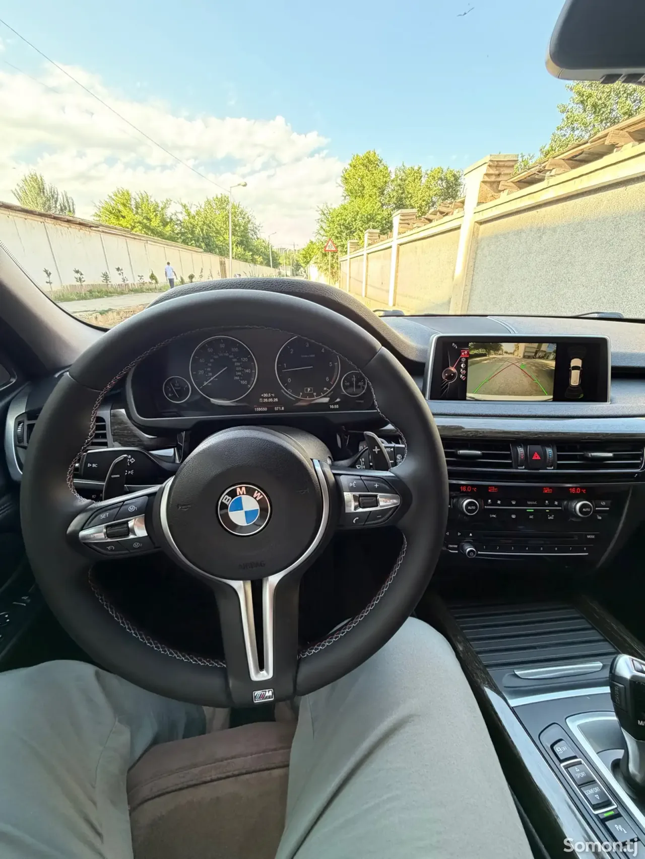BMW X5 2016 · 3.0 AT