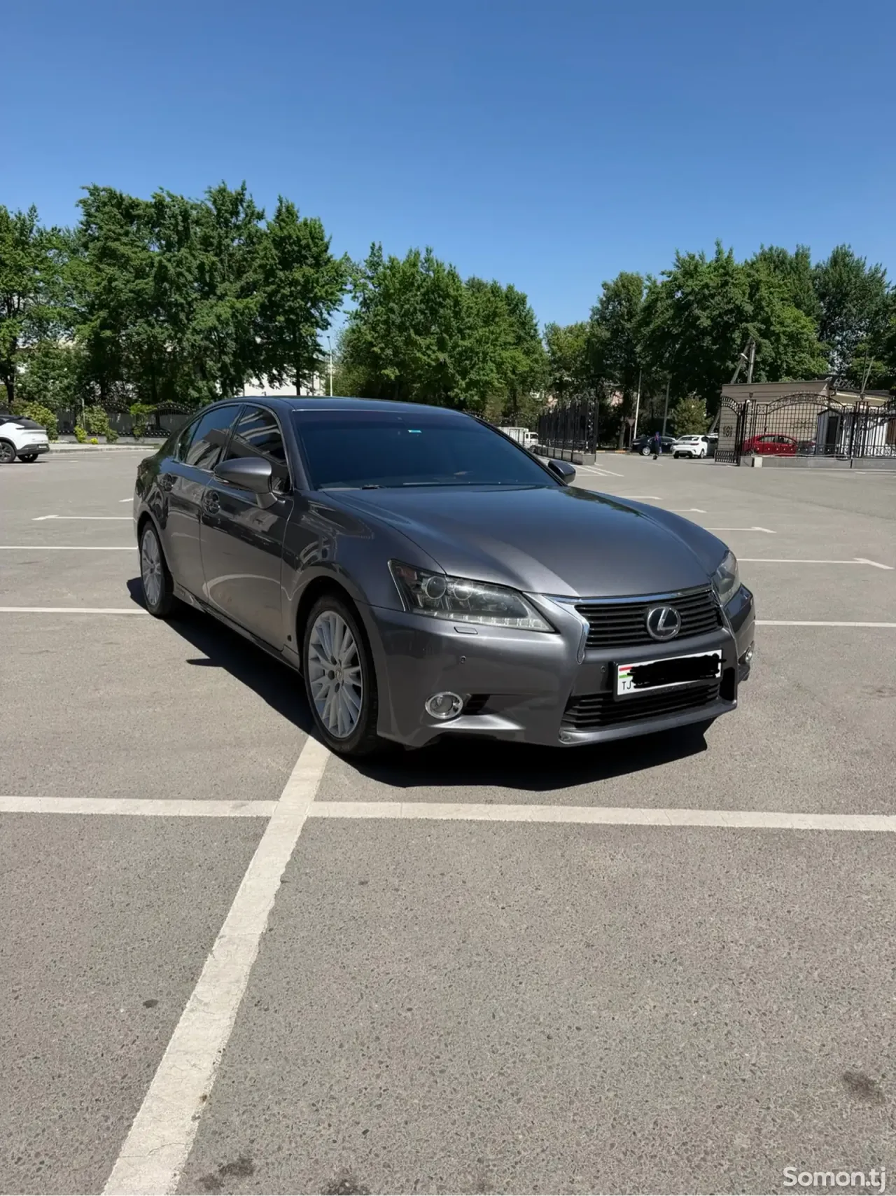 Lexus GS series 2013 · 4.5 AT