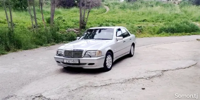 Mercedes-Benz C class 1997 · 2.0 AT