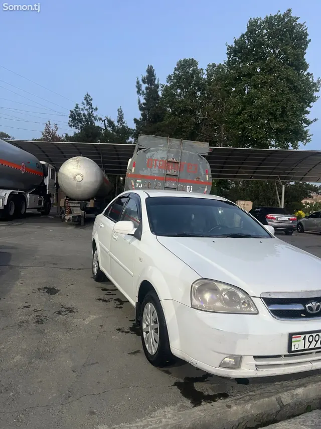 Daewoo Lacetti 2007 · 1.6 MT
