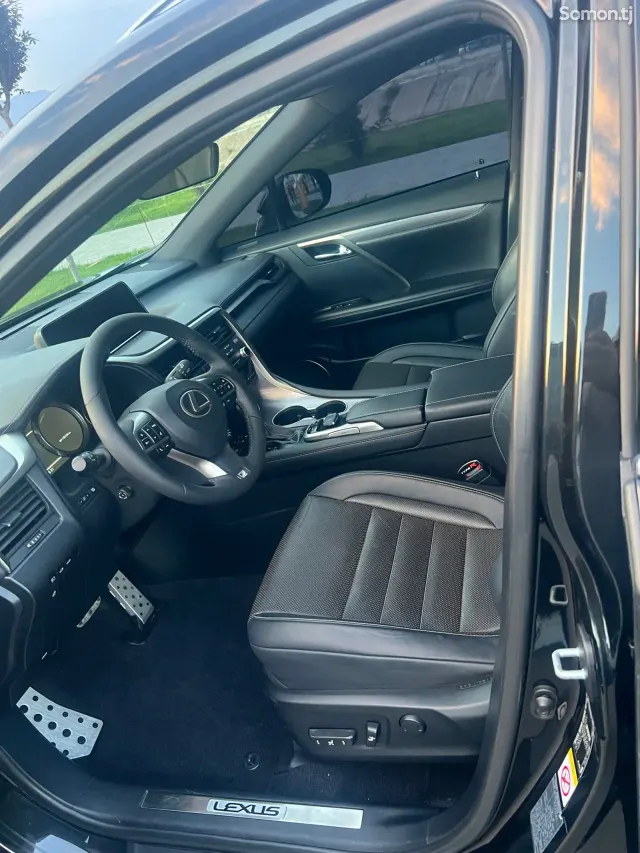 Lexus RX series 2019 · 4.5 AT