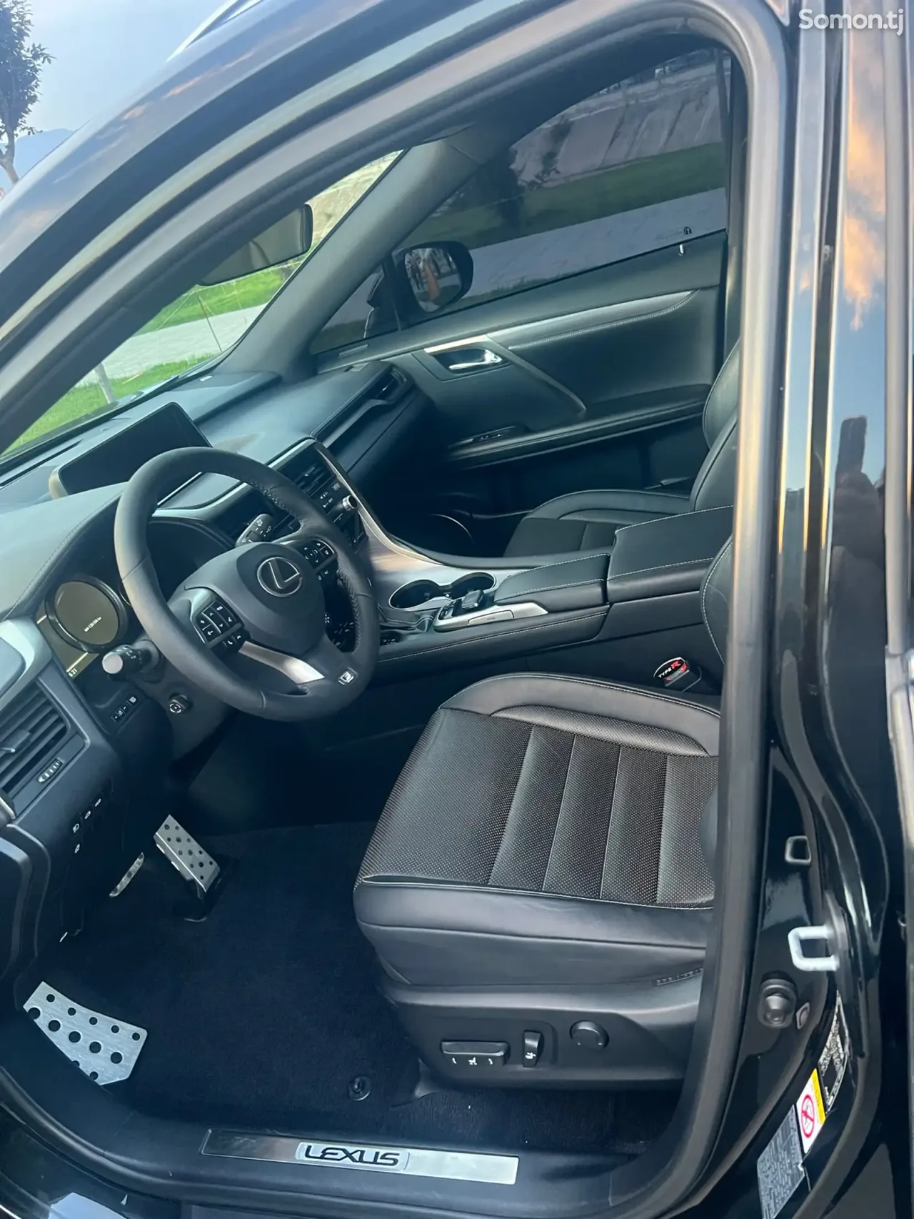 Lexus RX series 2019 · 4.5 AT