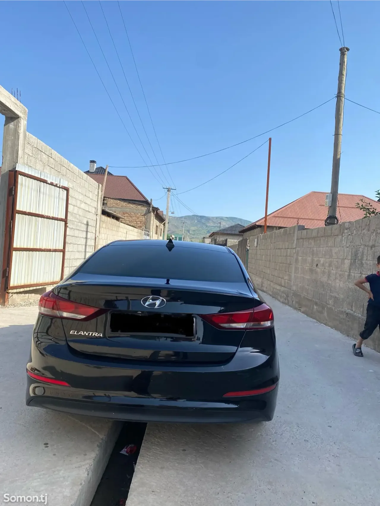 Hyundai Elantra 2018 · 2.0 AT