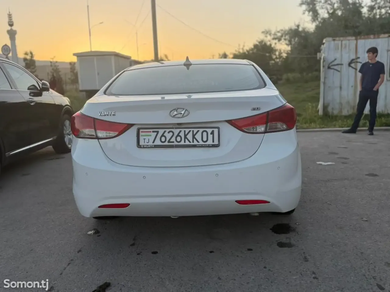 Hyundai Avante 2011 · 1.6 AT