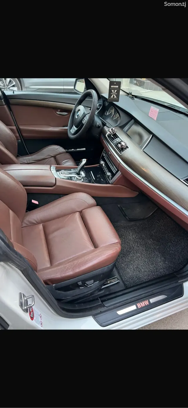BMW 5 series 2011 · 3.5 AT