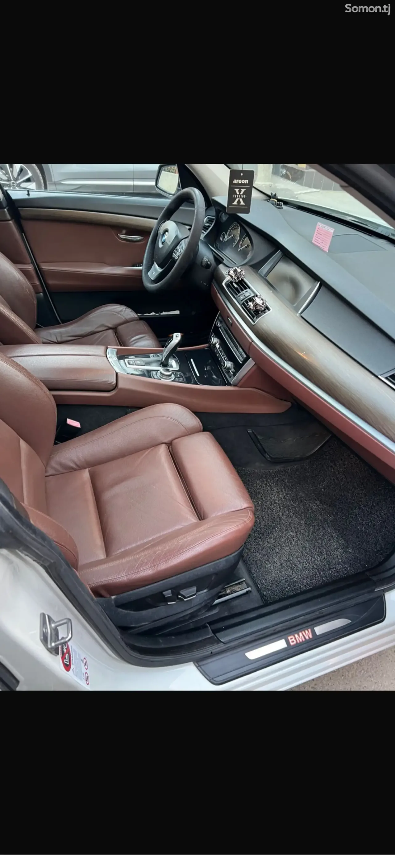 BMW 5 series 2011 · 3.5 AT