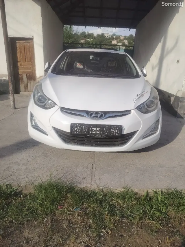 Hyundai Avante 2014 · 1.6 AT