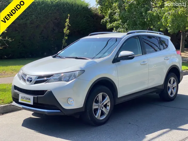 Toyota RAV 4 2015 · 2.5 AT