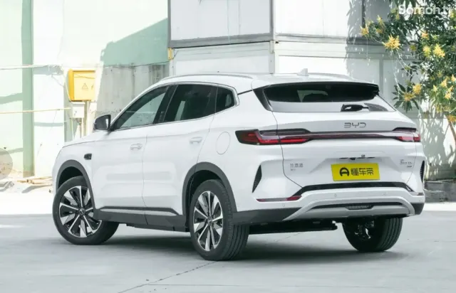 BYD Song Plus 2025 · AMT