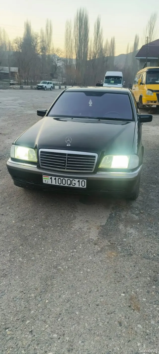 Mercedes-Benz C class 1999 · 2.8 AT