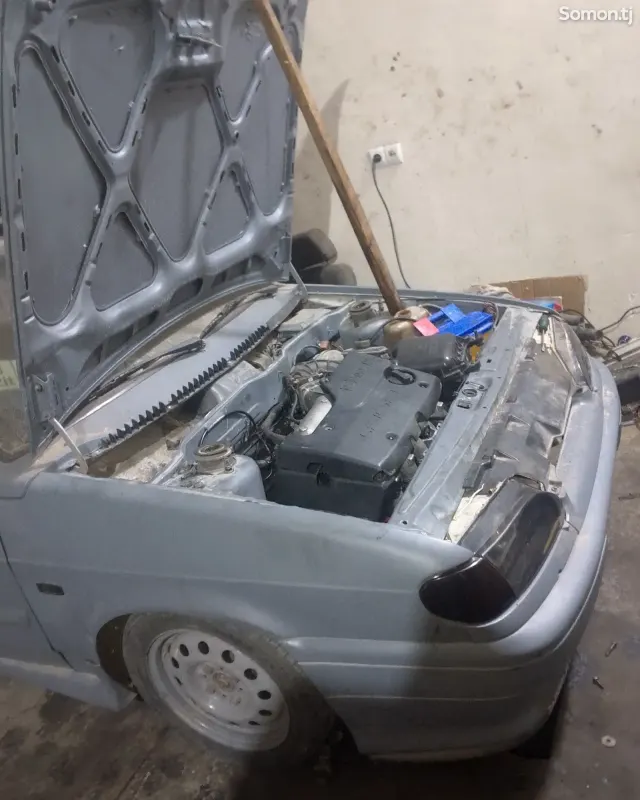Lada (ВАЗ) 2115 2004 · 1.6 MT
