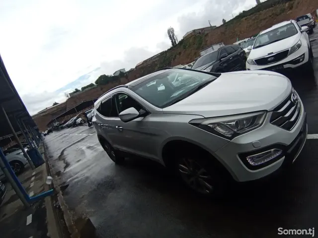Hyundai Santa Fe 2014 · 2.4 AT