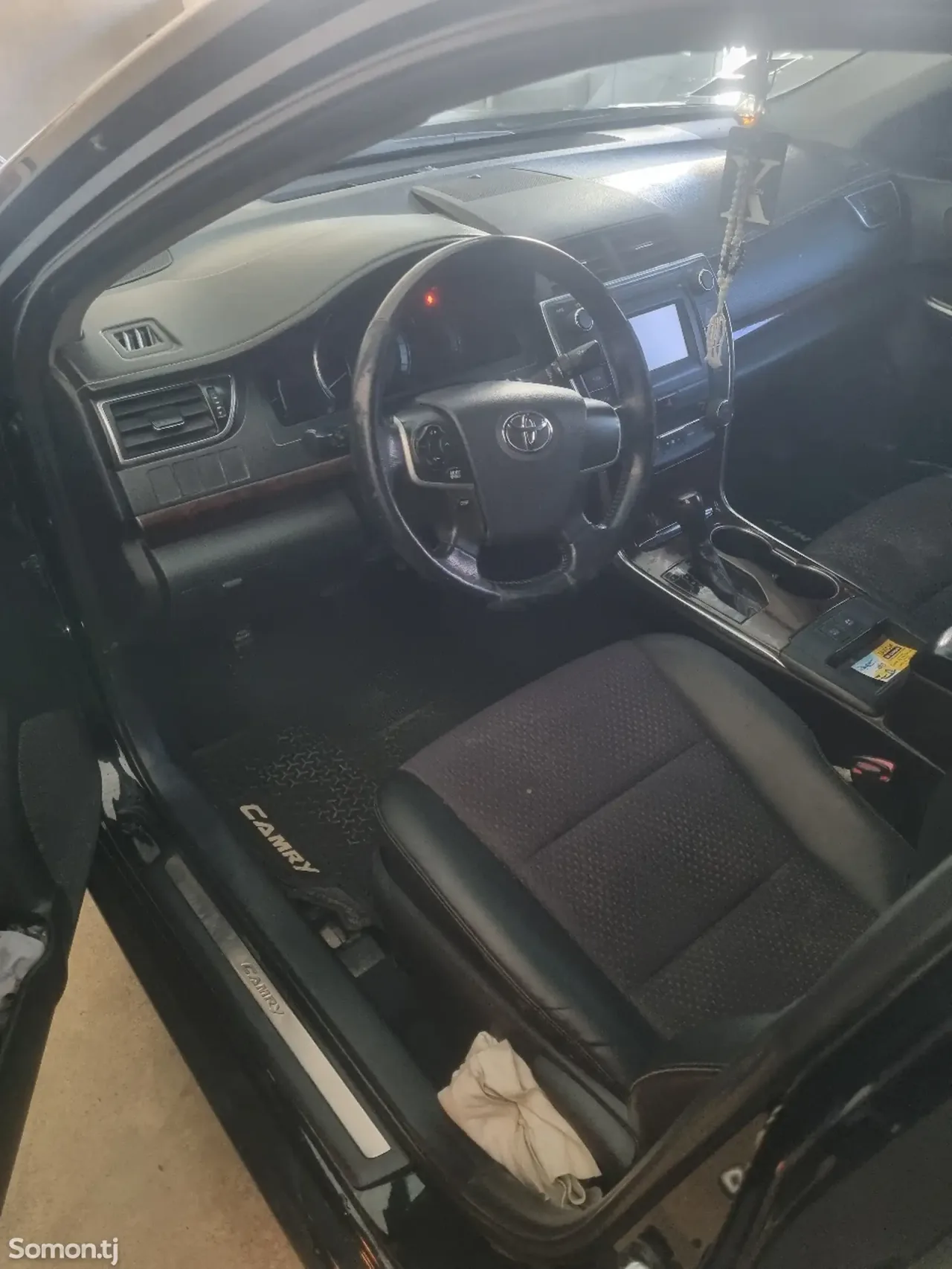 Toyota Camry 2014 · 2.5 AT
